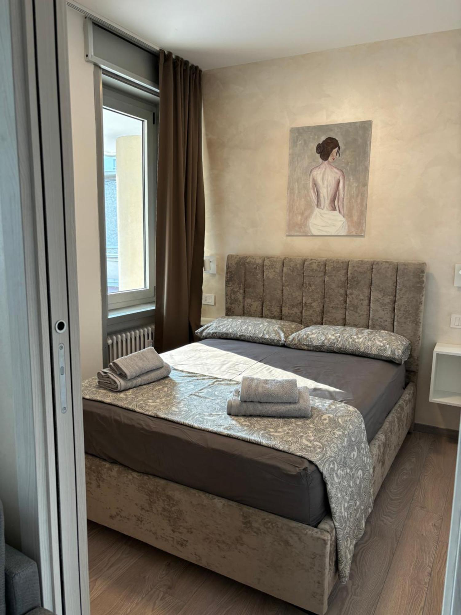 Teatro Romano Suites Триест Экстерьер фото