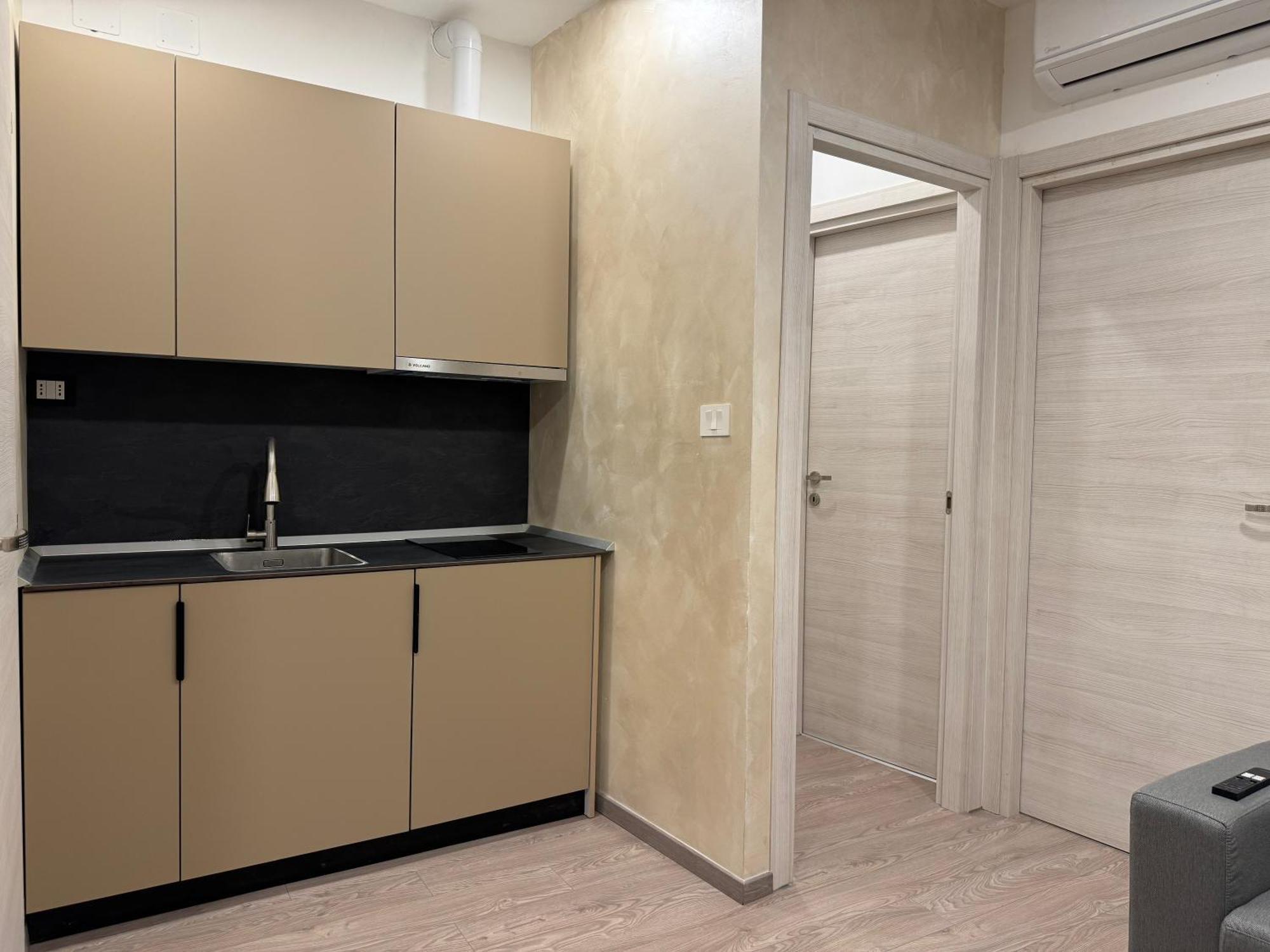 Teatro Romano Suites Триест Экстерьер фото